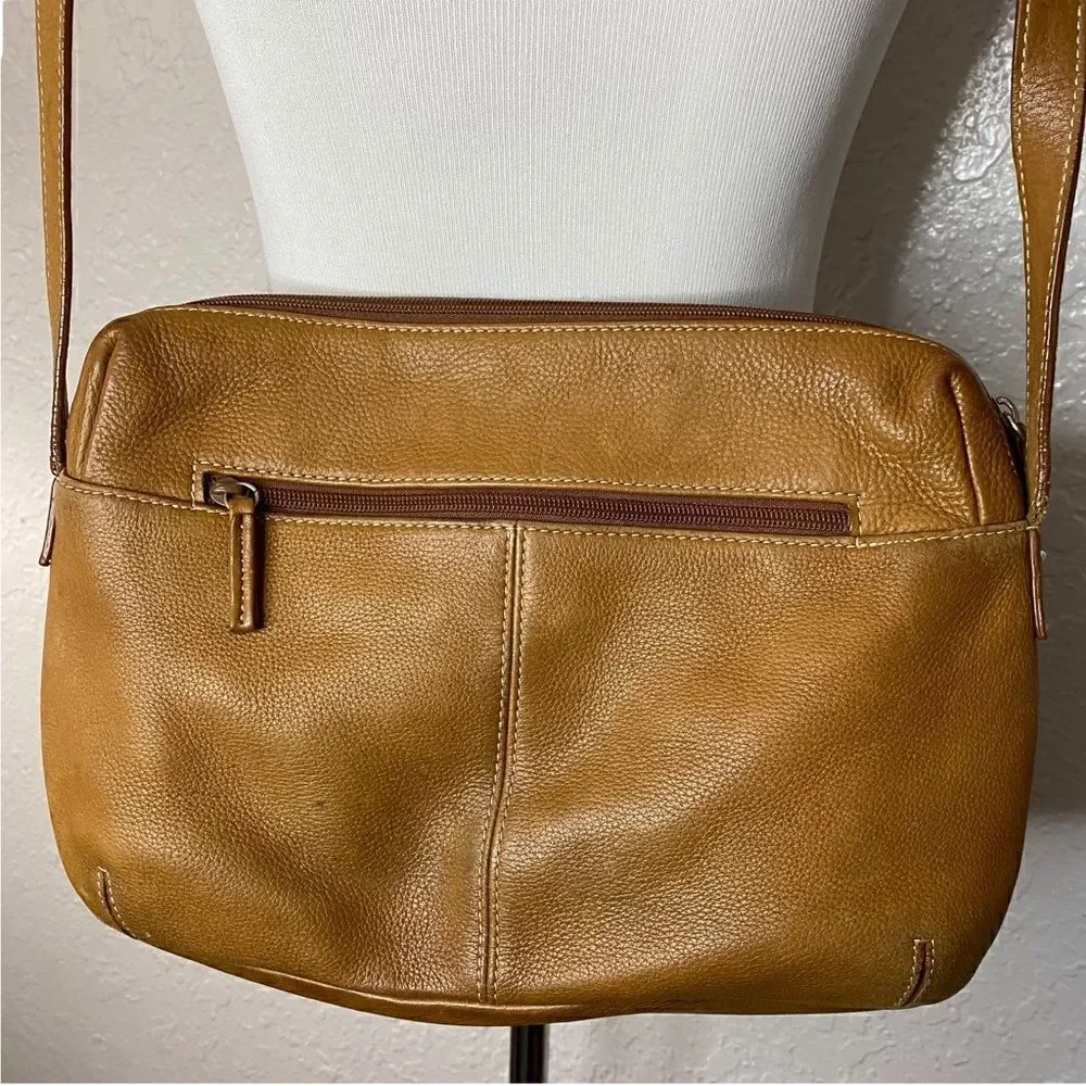 Vintage Tignanello Pebbled Leather Shoulder Purse